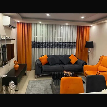 One-bedroom With A Very Big Terrace Apartament Alanya